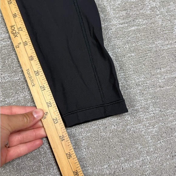 Athleta Ultimate Stash Pocket 7/8 tight Black Work Out Womens Size Small - Picture 5 of 6